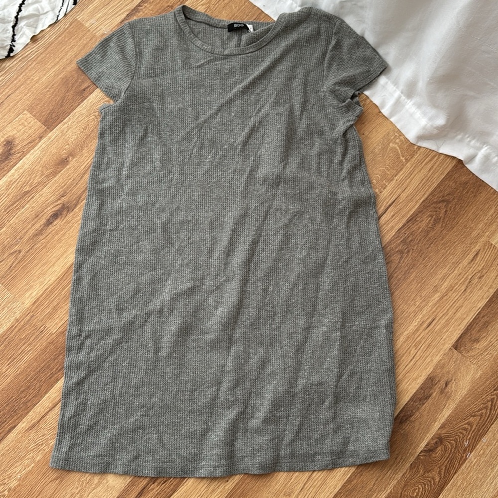 BDG urban outfitter large short sleeved shift dress